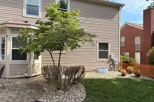 4335 Mantell Ct, Sugarcreek Twp, OH 45440 - Photo 9