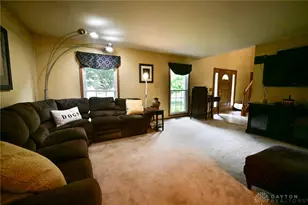 2424 Rockingham Dr, Troy, OH 45373 - Photo 9