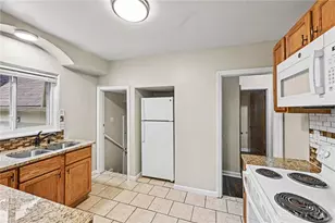 2719 Earlham Dr, Dayton, OH 45406 - Photo 7