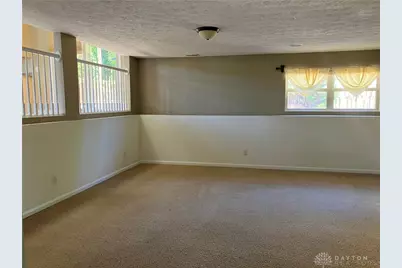 9101 Bennington Way, Clearcreek Twp, OH 45458 - Photo 13
