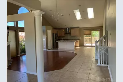 9101 Bennington Way, Clearcreek Twp, OH 45458 - Photo 7