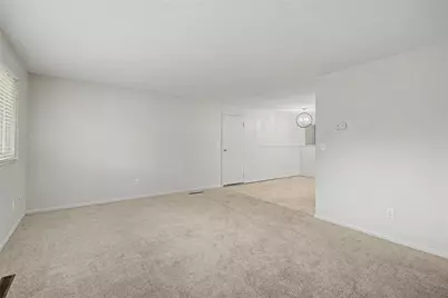 5224 Mariner Drive, Huber Heights, OH 45424 - Photo 9
