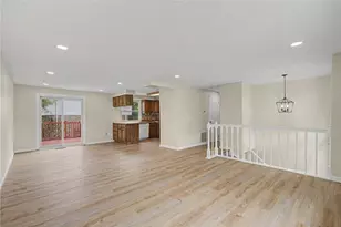 641 Mariclaire Ave, Dayton, OH 45377 - Photo 9