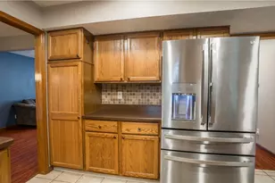 8751 Cannondale Ln, Huber Heights, OH 45424 - Photo 9