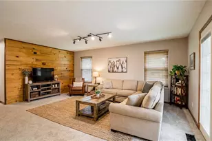 8751 Cannondale Ln, Huber Heights, OH 45424 - Photo 13