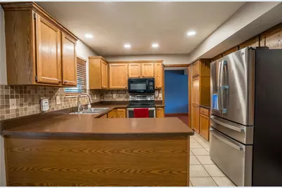 8751 Cannondale Lane, Huber Heights, OH 45424 - Photo 7