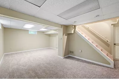 1909 E Bataan Drive, Kettering, OH 45420 - Photo 37