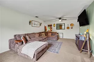 5817 Woodmore Dr, Dayton, OH 45414 - Photo 7