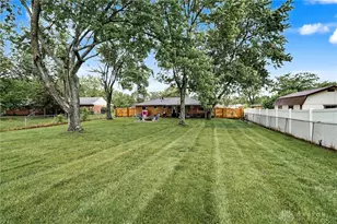 5817 Woodmore Dr, Harrison Twp, OH 45414 - Photo 9