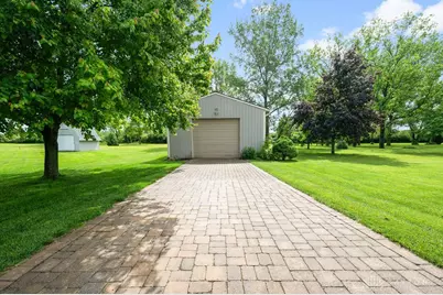 1316 Graceland Drive, Fairborn, OH 45324 - Photo 3