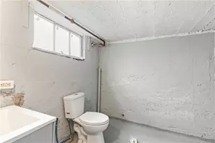 323 Roxbury Rd, Dayton, OH 45417 - Photo 15