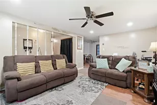 5914 Cadman Dr, Huber Heights, OH 45424 - Photo 5
