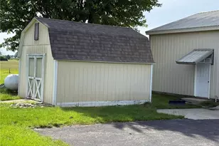 7925 Arlington Rd, Brookville, OH 45309 - Photo 13