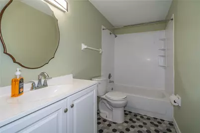 1010 Stoneybrook Trail, Fairborn, OH 45324 - Photo 17