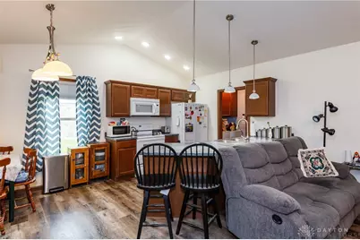 105 Pebble Creek, Eaton, OH 45320 - Photo 9