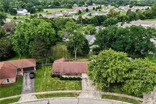 5184 Seville Dr, Englewood, OH 45322 - Photo 3