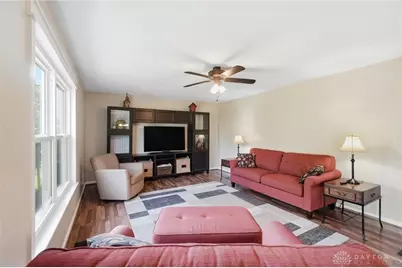 1675 Farrington Drive, Kettering, OH 45420 - Photo 17