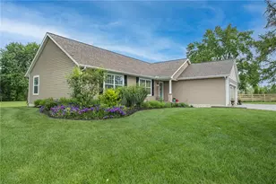 9931 Bunnell Hill Rd, Clear Creek Township, OH 45458 - Photo 3