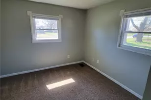 824 Boylan Dr, Xenia, OH 45385 - Photo 3