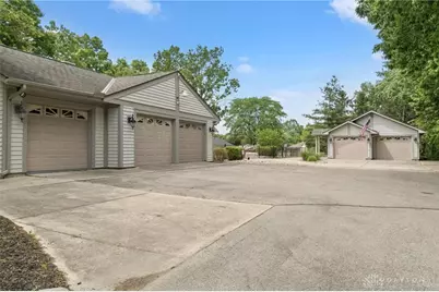 1511 Lindenhurst Drive, Centerville, OH 45459 - Photo 35