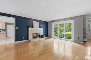1511 Lindenhurst, Washington Twp, OH 45459 - Photo 5