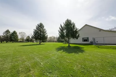 10535 Frederick Pike, Vandalia, OH 45377 - Photo 13