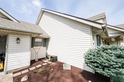 10535 Frederick Pike, Vandalia, OH 45377 - Photo 7