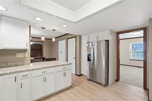 7740 Stanley Mill Dr, Centerville, OH 45459 - Photo 13