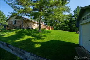 6126 Knollwood Dr, German Twp, OH 45502 - Photo 41