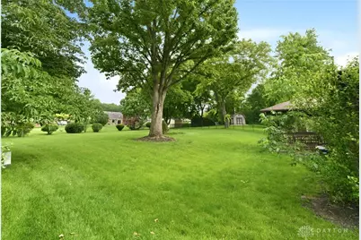 313 Towncrest Drive, Beavercreek, OH 45434 - Photo 33