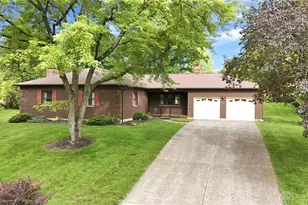 313 Towncrest Dr, Beavercreek, OH 45434 - Photo 1