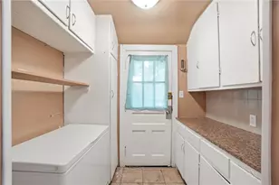 110 E 1st St, Springfield, OH 45504 - Photo 15