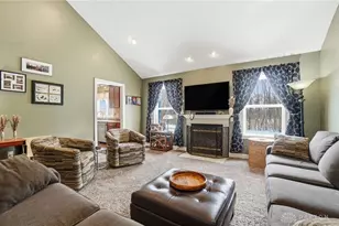 260 California Ave, Springfield, OH 45505 - Photo 7