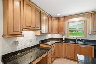 3711 Shakertown Rd, Beavercreek, OH 45430 - Photo 7