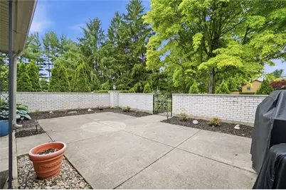 1920 Mapleton Drive, Centerville, OH 45459 - Photo 29