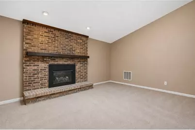 9511 Glenwyck Court, Washington Twp, OH 45458 - Photo 13