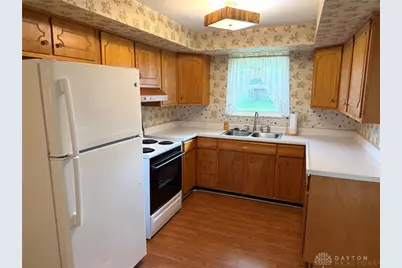 6820 Rushleigh Road, Englewood, OH 45322 - Photo 5
