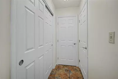 10619 Frederick Pike, Butler Twp, OH 45377 - Photo 21