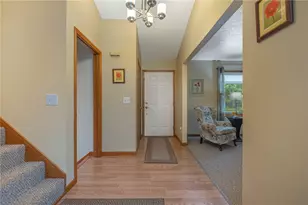 9212 Mintcreek Ct, Washington Twp, OH 45458 - Photo 3