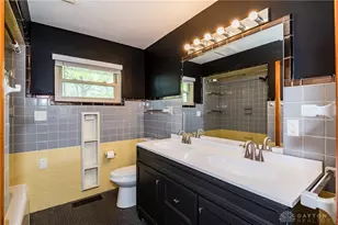 3299 Hillpoint Ln, Dayton, OH 45414 - Photo 37