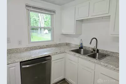 2033 Lefevre Road, Troy, OH 45373 - Photo 9