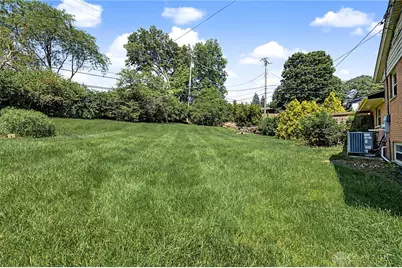 617 Stoneybrook Drive, Dayton, OH 45429 - Photo 37