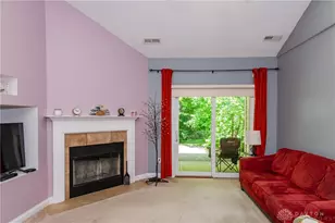3366 Darbyshire Dr, Beavercreek, OH 45440 - Photo 9