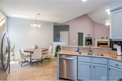 3366 Darbyshire Drive, Beavercreek, OH 45440 - Photo 15