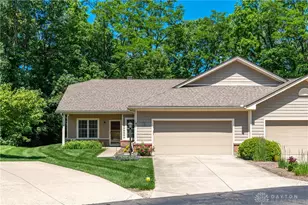 3366 Darbyshire Dr, Beavercreek, OH 45440 - Photo 3