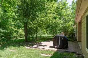 3366 Darbyshire Dr, Beavercreek, OH 45440 - Photo 31