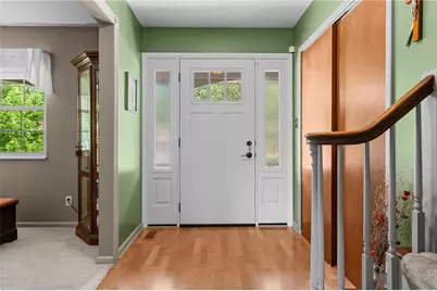 623 Silverleaf Drive, Riverside, OH 45431 - Photo 5