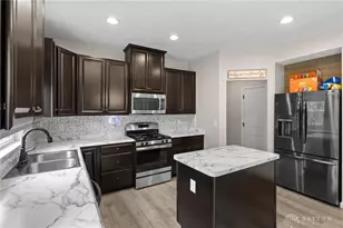 2843 Ridge View Ct, Beavercreek Twp, OH 45385 - Photo 17