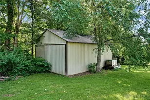 1301 Boyd Rd, Xenia Twp, OH 45385 - Photo 39