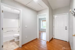 5378 Mallet Club Dr, West Carrollton, OH 45439 - Photo 3